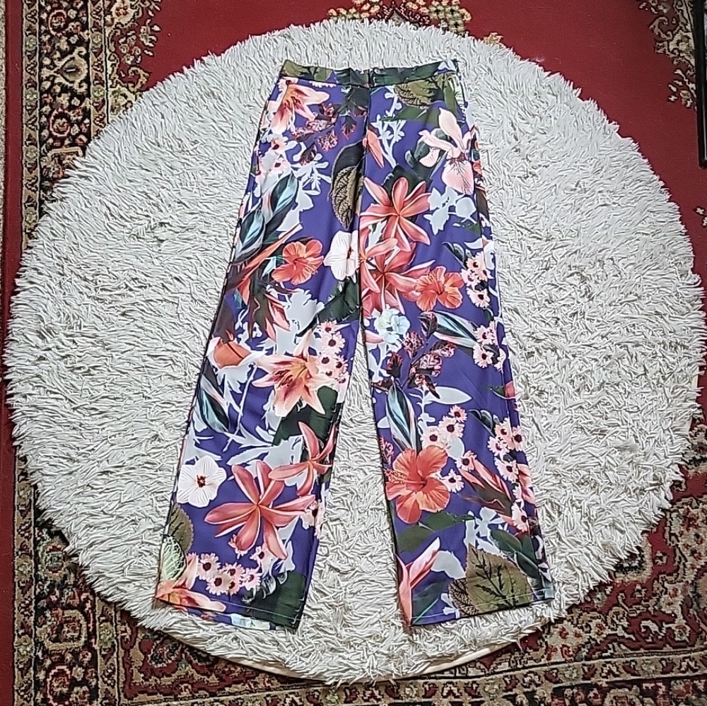 Romeo + Juliet Couture Floral Pants Tropical Resort Ultra Violet Combo Size M